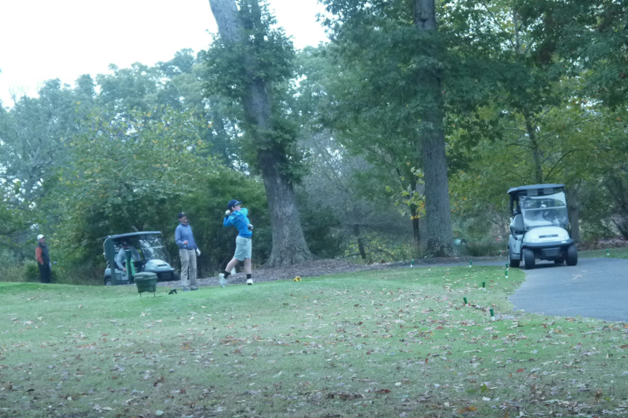 14_Tee-off-